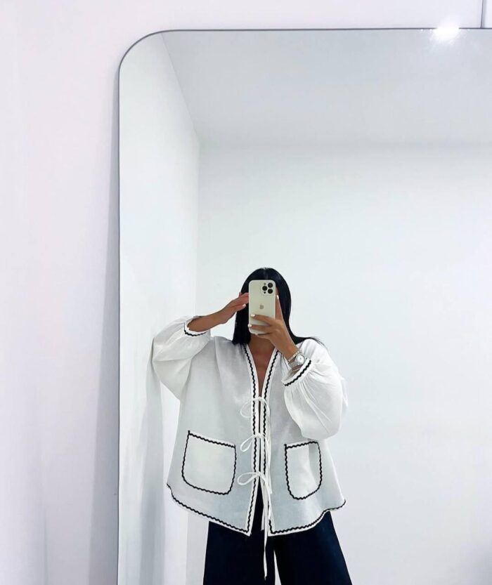 Lara's Linen Blouse White - Image 3