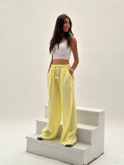 Lara’s Linen Pant Yellow